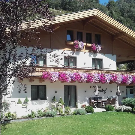 Zirmhof Apartment Saalbach-Hinterglemm